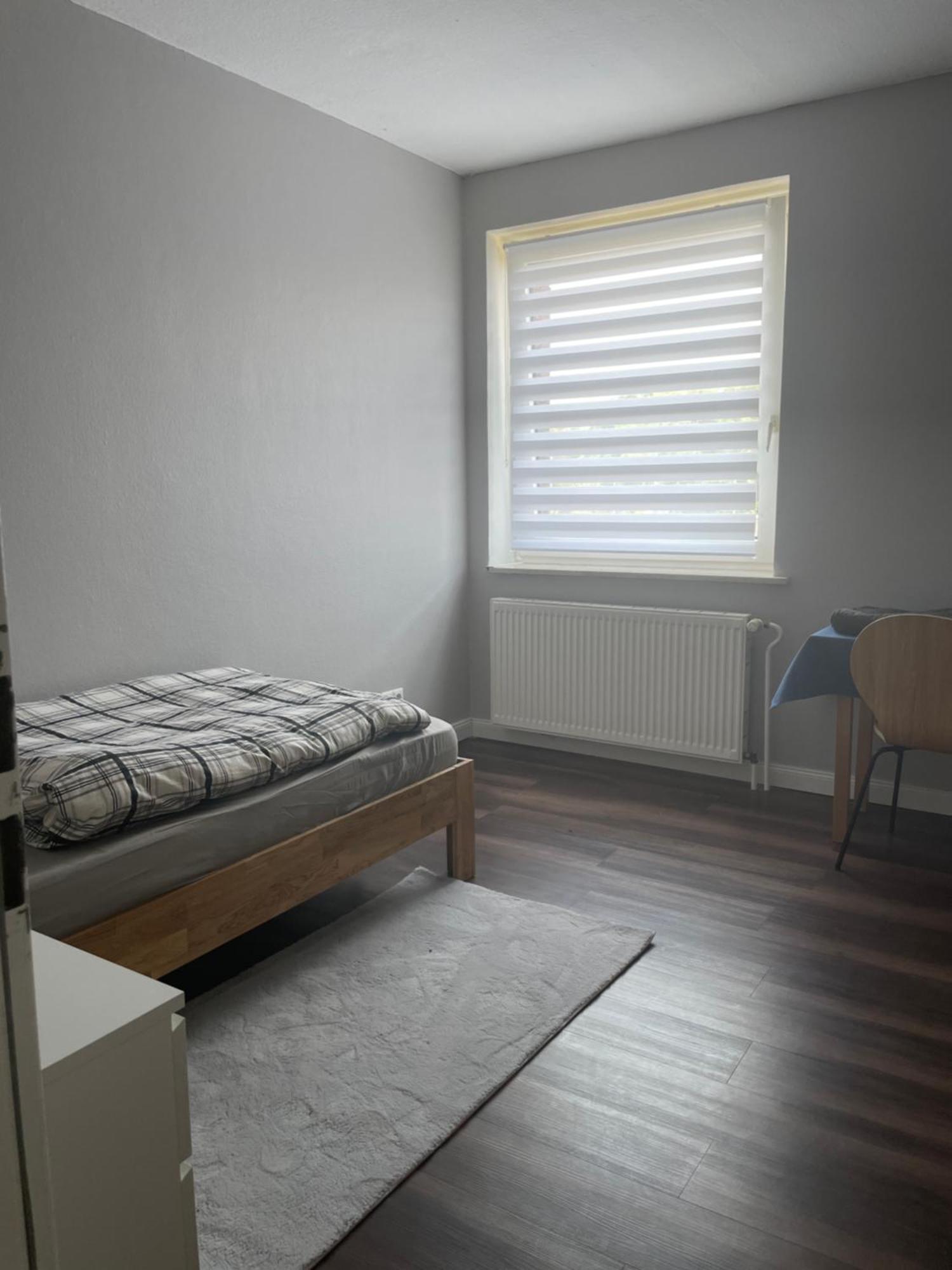 Monteur- Oder Studentenzimmer *